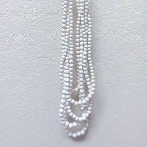 White chunky bead necklace